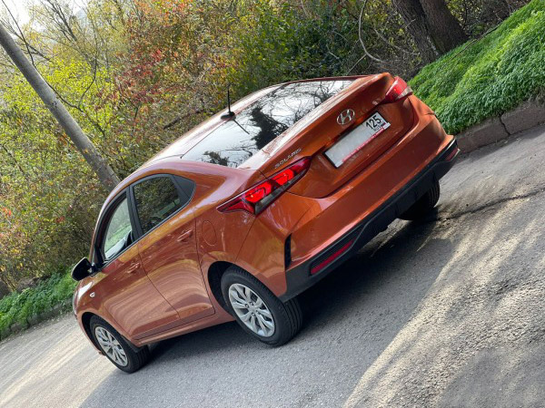 Hyundai Solaris